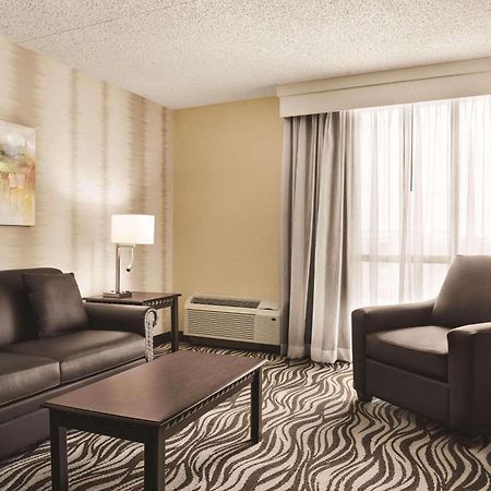 Radisson Hotel Fort Worth North-Fossil Creek Zewnętrze zdjęcie